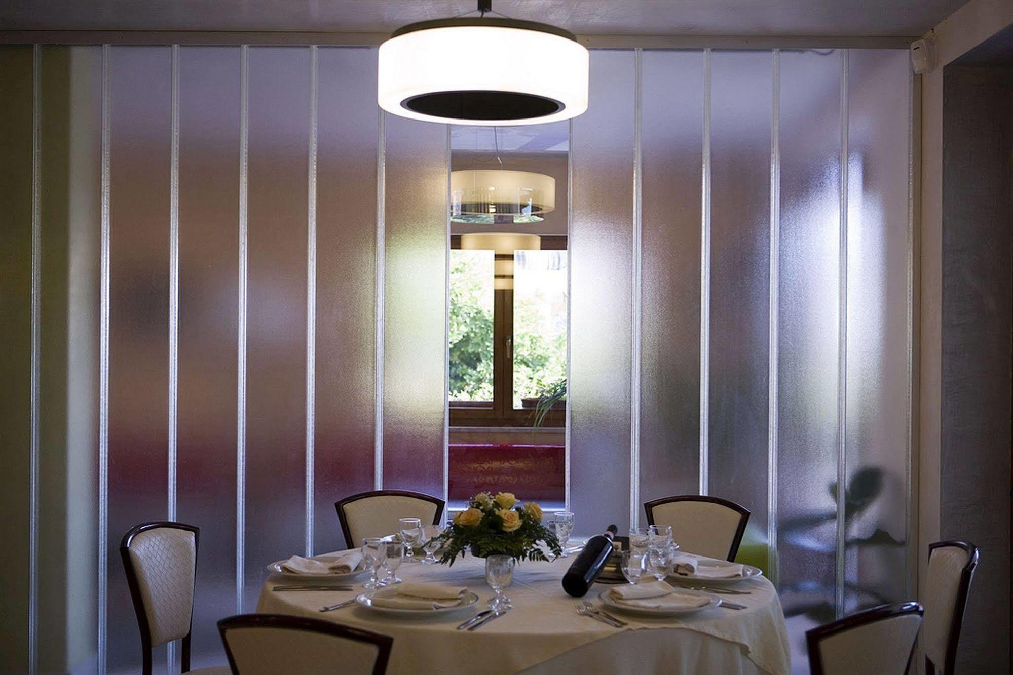 Hotel Ristorante Cavaliere Scario Exterior foto